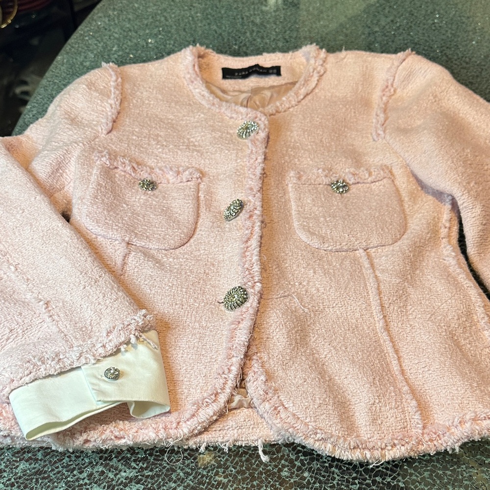 Zara woman’s
